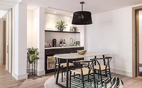 The Ray Hotel Delray Beach, Curio Collection By Hilton